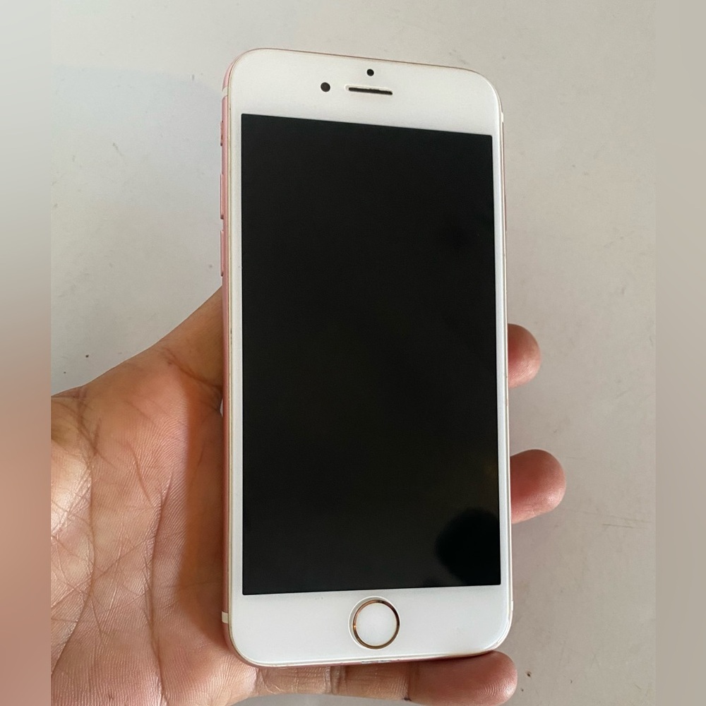 Apple iPhone 6s Carrier Verizon 64GB White and Gold Accents Conditions Working - Picture 3 of 7